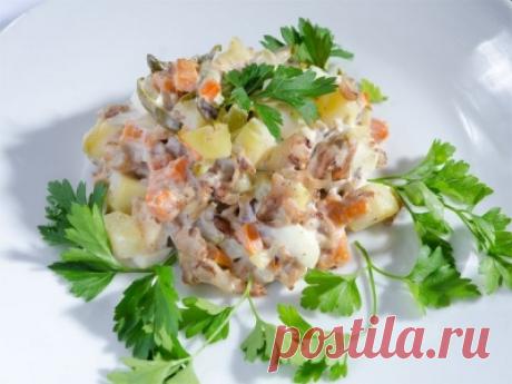 Рецепт: Салат столичный с курицей