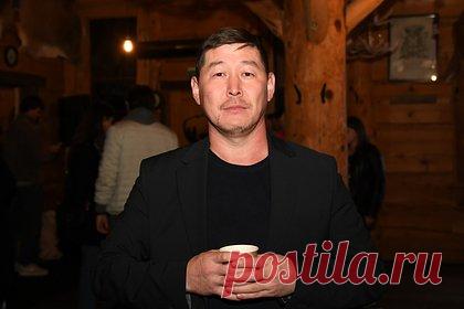 В Минкульте назвали причину отзыва прокатного удостоверения у фильма «Айта». Министр культуры РФ Ольга Любимова заявила, что причина отзыва прокатного удостоверения у фильма «Айта» якутского режиссера Бурнашева связана с неоднозначной реакцией и жалобами от зрителей. «Мы знаем, как болезненно относятся к любому упоминанию самой тематики межнациональной розни в нашем обществе», — добавила она.