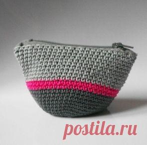 Идеи объёмных чаш,вязаных жгутиком из футболок