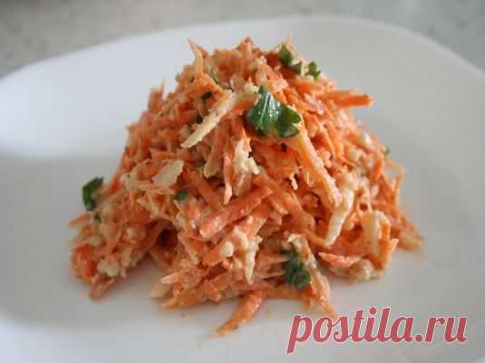 САЛАТ ИЗ МОРКОВИ С ЙОГУРТНОЙ ЗАПРАВКОЙ — Вкусные рецепты