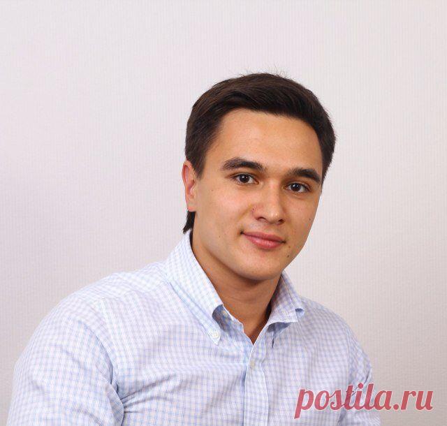 "Люблю наблюдать профи за работой". Эксперт Накануне.RU "порвал" ведущего РБК в прямом эфире (ВИДЕО)