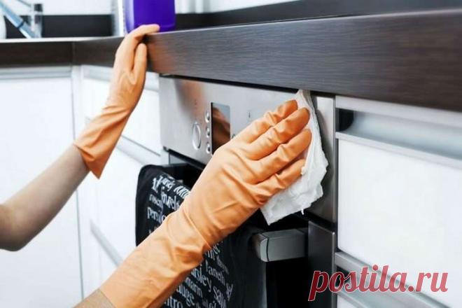 5 быстрых способов очистить кухонные шкафчики от жирного налета.