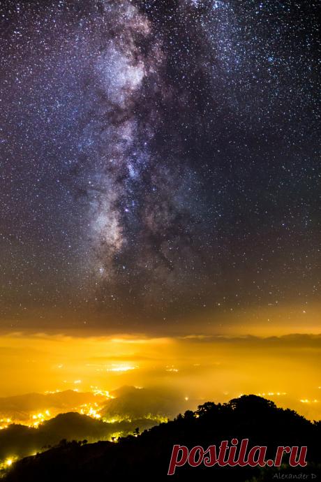 Artistic-realistic nature - 💙 Over the fog on 500px by Alexander Demosthenous,...