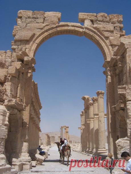 В Пальмире уничтожена Триумфальная арка