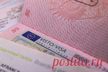 Россия пообещала достойный ответ на запрет ЕК выдавать гражданам страны многократные визы