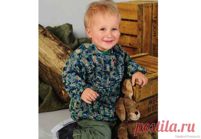 Детский пуловер с застёжками на плечах, крючком В этом пуловере рельефный узор, связанный крючком, напоминает шахматный. По желанию застежки на плечах можно выполнить как в направлении переда, так и в сторону спинки. Пуловер для детей крючком схема вязания и описание. Размеры: 92-98 (104-110) 116-122 Вам потребуется: пряжа (80%...