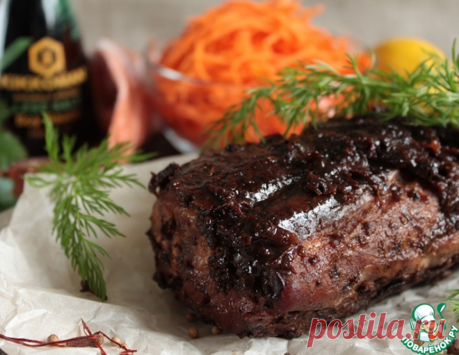 Свинина, запеченная в пасте из чернослива – кулинарный рецепт