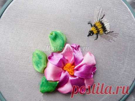 Вышивка лентами цветка. Мастер-класс с фото