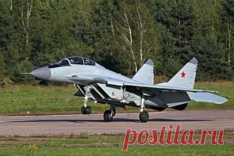 В ОАК рассказали о применении истребителя МиГ-35 в ходе СВО. Российский истребитель МиГ-35 поколения 4++ применяют в ходе проведения специальной военной операции, сообщил генеральный конструктор Объединенной авиастроительной корпорации Сергей Коротков. МиГ-35 стал результатом модернизации МиГ-29. Самолет получил новое крыло, фюзеляж и двигатели.