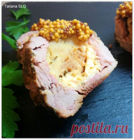 Свинина с сыром, пряная 
Доброго времени!
Все оч. просто и бонально, всем знакомо и не секрет, что вкусно, просто делюсь не рецептом, делюсь вкусом.
- 1 кг. свиной шеи
- 500 гр. сыра моцарелла для пиццы (рассольнай не подойд…
