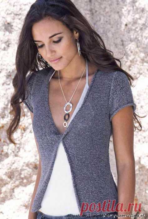 Вязание-спицы-Безрукавки и Жакеты >Жакет с перекрученными полочками