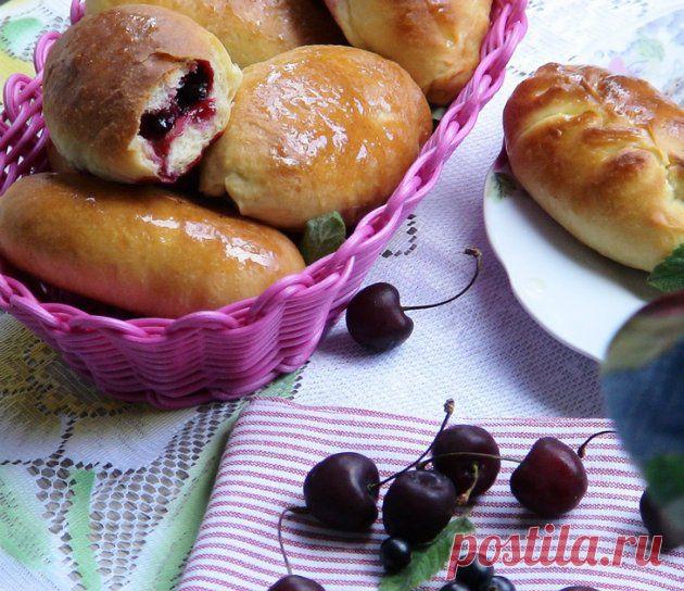 ТЕСТО « ПОПУТЧИЦА» И ПИРОЖКИ ИЗ НЕГО.