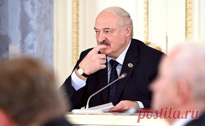 Лукашенко рассказал о планах оппозиции по присоединению земель России. Белорусская оппозиция обсуждает с Западом присоединение российских территорий в случае поражения Москвы в конфликте на Украине, заявил Лукашенко. По его словам, западную часть Белоруссии при этом планируется отдать Польше