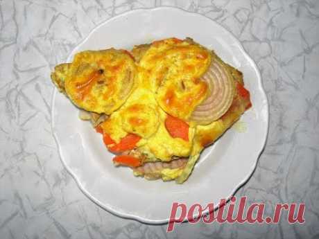 Хек на овощной подушке с карри - YouTube