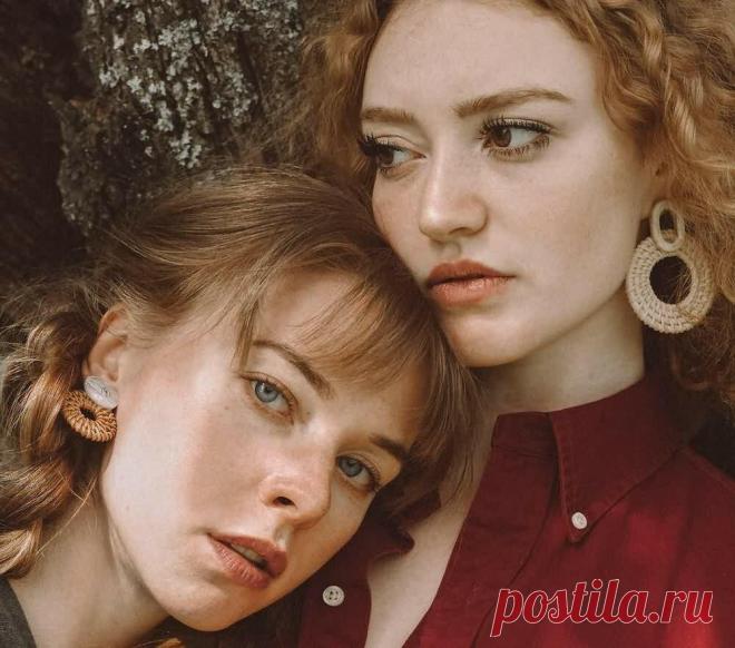 Типы подруг, без которых вам не обойтись
Ваши друзья наполняют вашу жизнь. Они с вами в простых и сложных ситуациях, это ваша опора, поддержка и голос разума в самые разные моменты. Настоящие и искренние люди рядом — родственные души, которые не просто так вошли в вашу жизнь. И они помогают вам быть лучшей версией самих себя. Вы прошли с ними самые безумные истории , смеясь, плача и вместе создавая яркие и […]
Читай пост далее на сайте. Жми ⏫ссылку выше