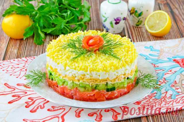 Салат с красной рыбой огурцом и сыром рецепт с фото пошагово - 1000.menu