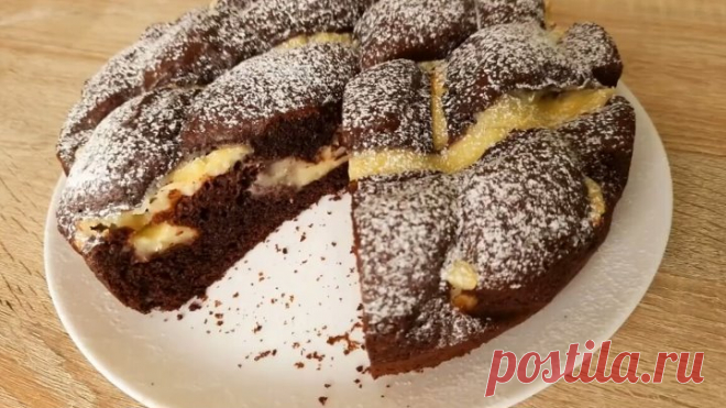 Этот пирог настоящее чудо! Нежный, мягкий с насыщенным вкусом шоколада!