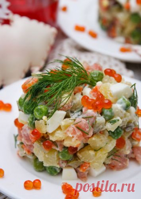 Оливье с красной икрой — Вкуснота!