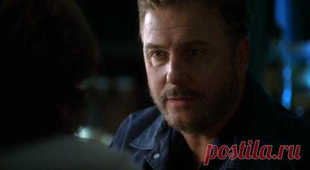 Уильям Петерсен