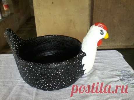 Vaso de cimento e tecido galinha-d' angola/ não jogue fora pano d chão. com eles da para fazer vaso