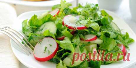 (3) 10 очень простых салатов с редиской - Будет вкусно - 18 апреля - 43180536398 - Медиаплатформа МирТесен Редис улучшает аппетит, повышает гемоглобин и укрепляет иммунитет. А ещё он низкокалорийный и прекрасно подходит для салатов. 1. Салат из редиски и огурцов Время приготовления: 7 минут. Ингредиенты 10 редисок; 3 небольших огурца; 4 столовые ложки сметаны; 1 чайная ложка соли; по пучку зелёного - 18 апреля - 43180536398 - Медиаплатформа МирТесен
