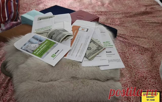 На суде по делу сенатора коррупционера Боба Менендеса показали фотографии, сделанные во время обыска в его доме