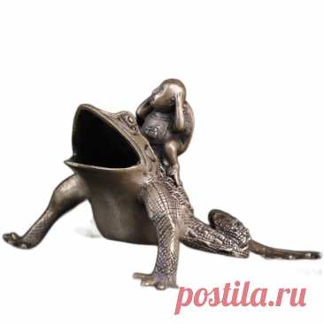 Винтаж: Винтажная фигурка лягушки с сидящим на ней ребенком из чистой меди купить в интернет-магазине Ярмарка Мастеров по цене 9800 ₽ – WSVOARU, Статуэтки винтажные, Рошаль - доставка по России Винтаж: Винтажная фигурка лягушки с сидящим на ней ребенком из чистой меди в наличии в интернет-магазине на Ярмарке Мастеров - 55095130. Статуэтки винтажные от Antiq-vintag. Размер: 17*10 см
Вес: 495 г. Материал: медь, белая медь. Гарантированная доставка по всей России. Отзыв...