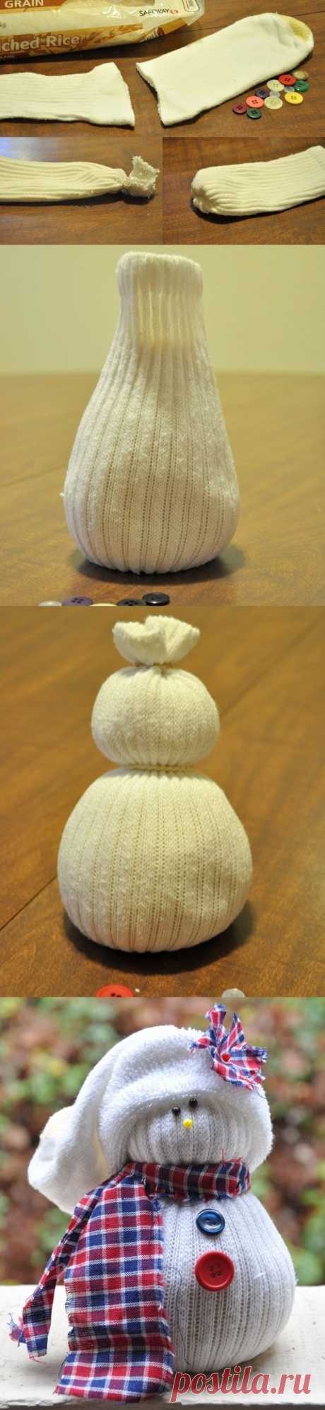 DIY sock snowmen