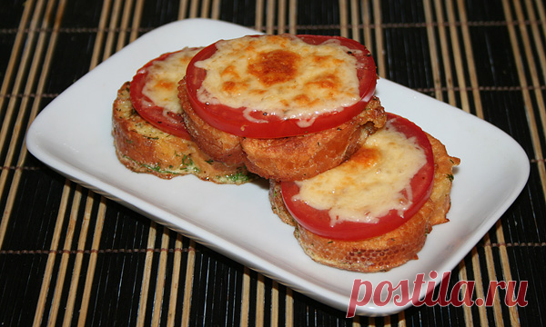 Гренки с помидором и сыром. Отличный вариант вкусного завтрака
