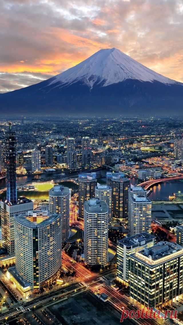 Yokohama City and Mount Fuji, Japan | Igor Mamantov приколол(а) это к доске Japan