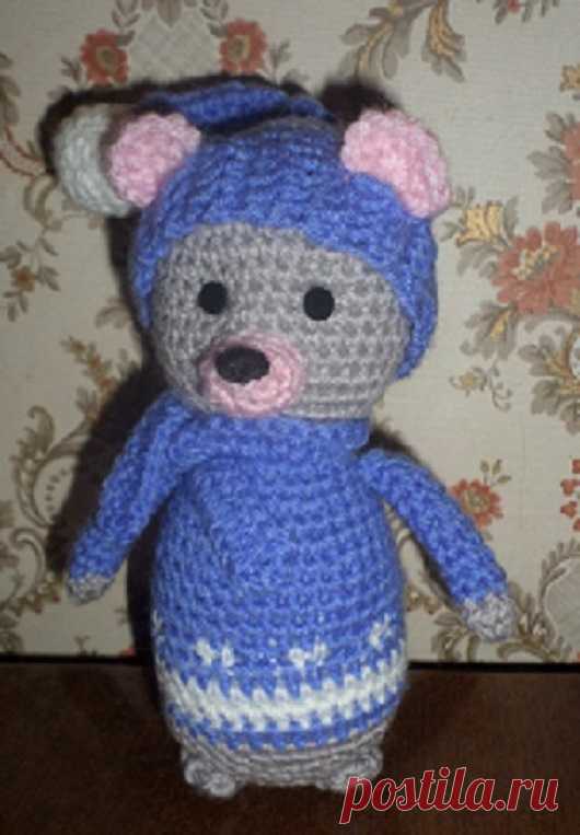 Мышка, связанная крючком.