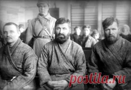 В конце декабря 1929 года Иосиф Сталин заявил о том, что кулачество должно быть искоренено как класс. Мы знаем историю отца Павлика Морозова и другие случаи «раскулачивания», но чем «кулак» отличался от соседа?