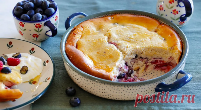 ПП творожная запеканка с ягодами — без муки, сахара и лишних калорий | Еда от ШефМаркет | Дзен