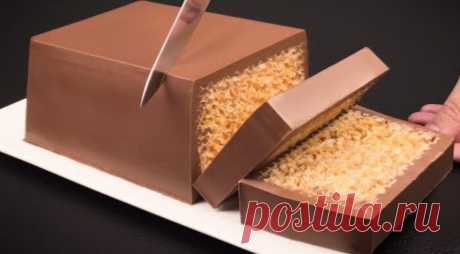 Просто и без выпечки. Приготовление торта KITKAT из вафель и шоколада | Кулинарный тип Пульс Mail.ru Ингредиенты: Вафли 10 шт. 600 г молочного шоколада 380 г вареного сгущенного молока 100 грамм сгущенного молока 50 г арахисового масла 30 грамм сливочного масла Поставь этому видео лайк 👍, и напиши...