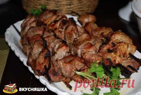 Очень вкусный и нежный шашлык из свиной шейки в кефире! | вкусняшка | Яндекс Дзен