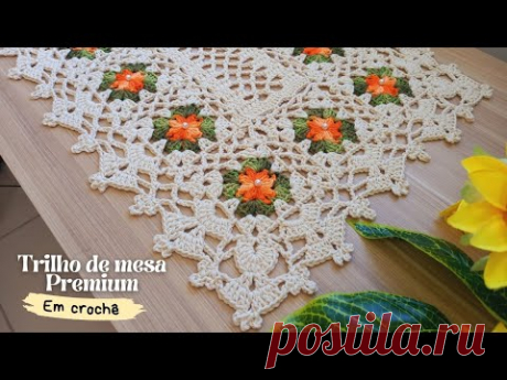 Trilho de mesa Premium c/‪@lucivaniaartescroche‬ #crochet #croche #crochê #artesanato #videoaula