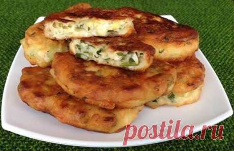 МаЭсТрО вКуСа
ОЛАДЬИ С ЯЙЦОМ И ЗЕЛЕНЬЮ