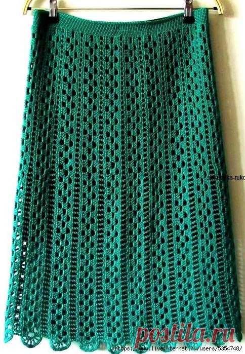 Юбка поперечным вязанием.