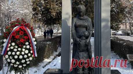 В Ереване предъявили обвинение мужчине, осквернившему памятник блокадникам