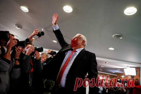 Социалисты одержали победу на досрочных выборах в Португалии. На досрочных выборах в парламент Португалии победила Социалистическая партия. Лидер социалистов и действующий премьер-министр страны Антониу Кошта рассказал о дальнейших действиях нового состава парламента. О результатах выборов сообщило Министерство внутренней администрации страны.