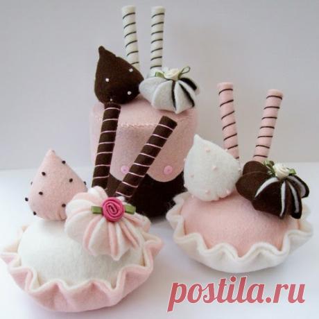 Bolinhos em feltro - Adriana Frota - Picasa Web Album
