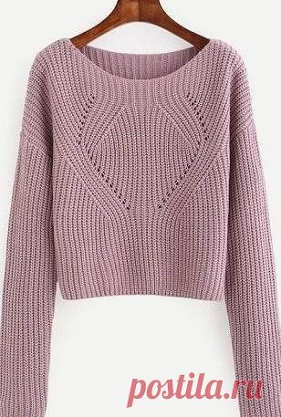 Свяжите себе модную вещицу Свяжите себе модную вещицуОбратите внимание при выборе пряжи на главные цвета 2024 года: красный, зеленый и золотой.