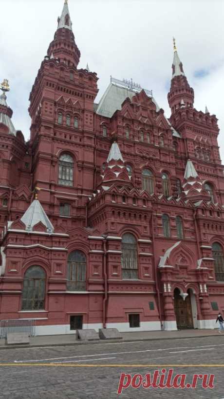 Знаете ли вы, что у главного исторического музея страны — своя, почти детективная история? | Интересный контент в группе Исторические Путешествия: Усадьбы и Архитектура в ОК (Одноклассники)