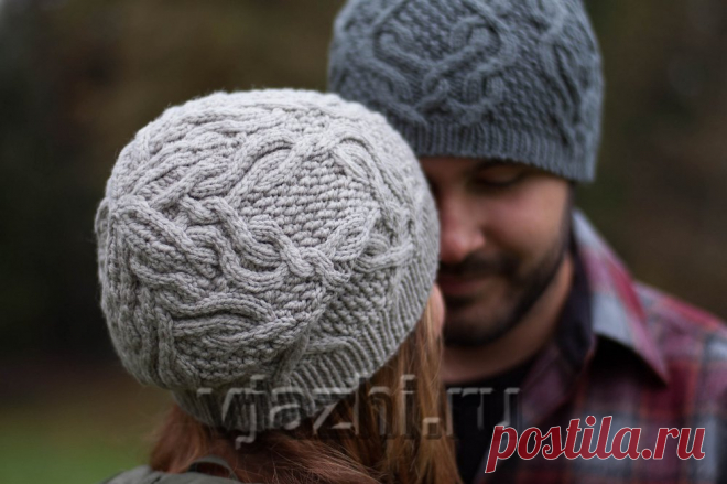 Шапки с косами спицами с описанием Feather Cables