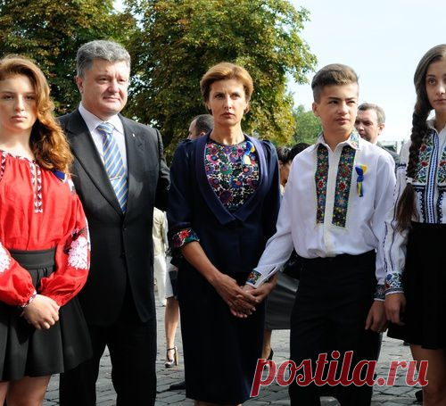 Пиры семьи Порошенко обходятся бюджету Украины в 370 тысяч евро в месяц, и сколько же семей можно было бы прокормить на эти деньги? Нам и не снилось...