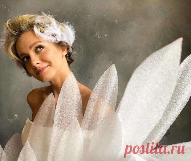 Полина Максимова в образе ангела: актриса приняла участие в атмосферной фотосессии
