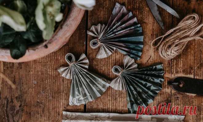 Новогодний декор своими руками: советы стилистов Рождественская звезда, гирлянда или елочные игрушки? Вдохновитесь красивыми новогодними украшениями от известных стилистов и черпайте идеи для украшения своего дома!