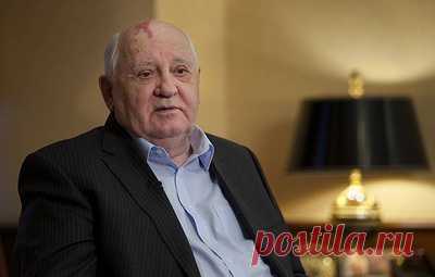 Горбачев призвал отстаивать принципы демократии и правового государства. Первый президент СССР считает, что уроки путча августа 1991 года актуальны и сейчас