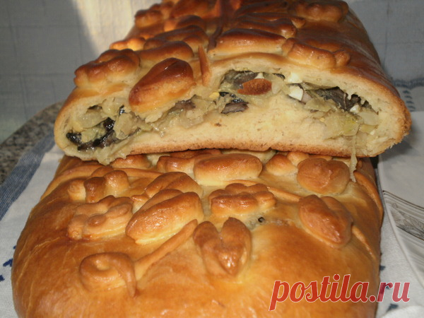 Кулебяка с капустой и грибами