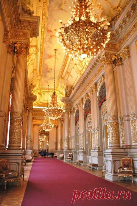 8 Amazing opera houses around the world including the Teatro Colón, Buenos Aires, Argentina
AFAR Media из AFAR Media   |   Pinterest • Всемирный каталог идей